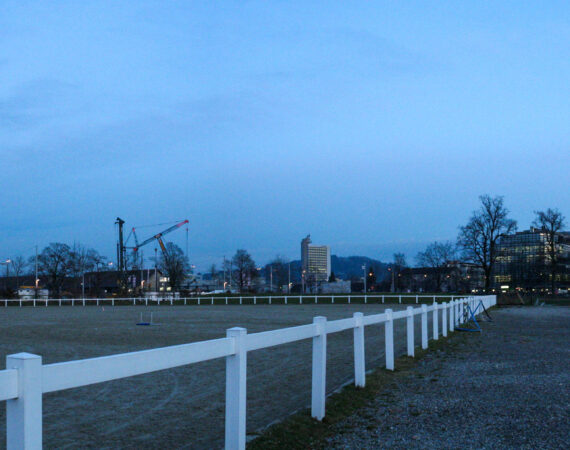 Beobachtungsplatz links