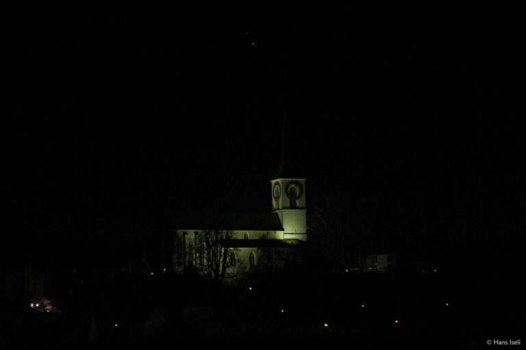 Jupiter und Saturn über der Kirche Burgdorf