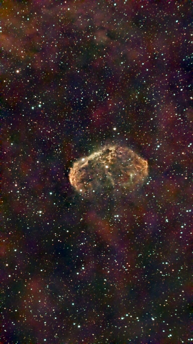 NGC 6888 (Crescent Nebula)